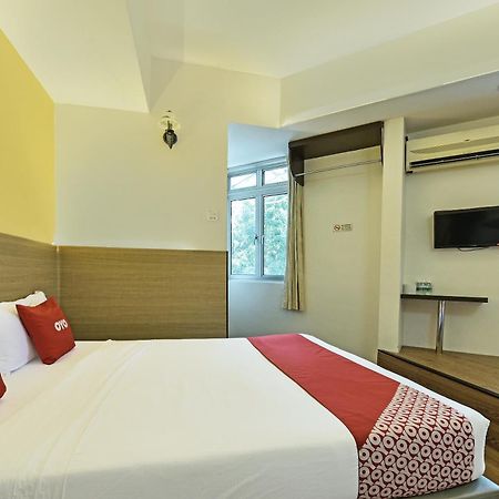 Super Oyo 44036 Hotel De Perdana Hill Batu Pahat Zewnętrze zdjęcie