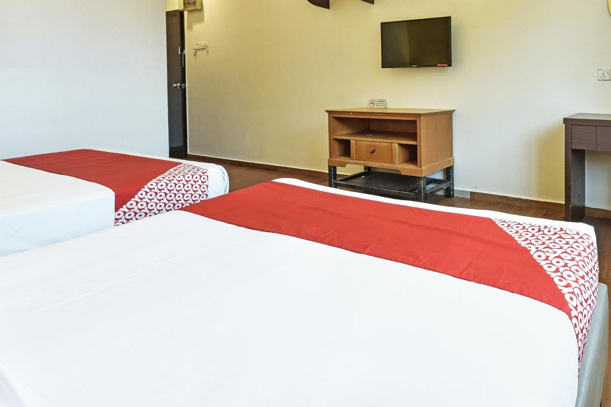 Super Oyo 44036 Hotel De Perdana Hill Batu Pahat Zewnętrze zdjęcie