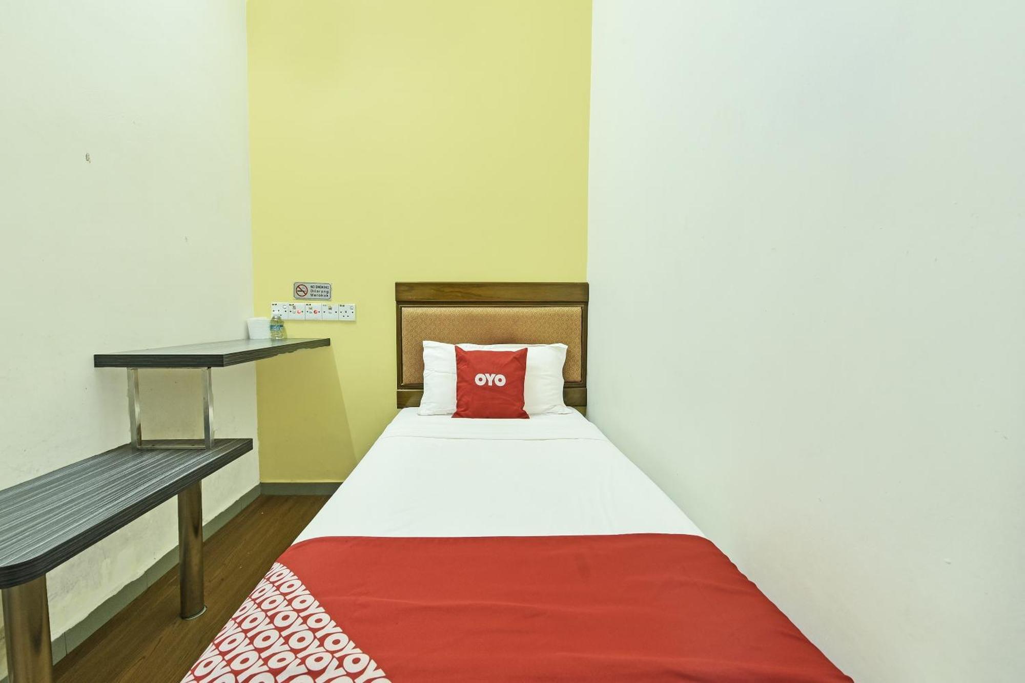 Super Oyo 44036 Hotel De Perdana Hill Batu Pahat Zewnętrze zdjęcie