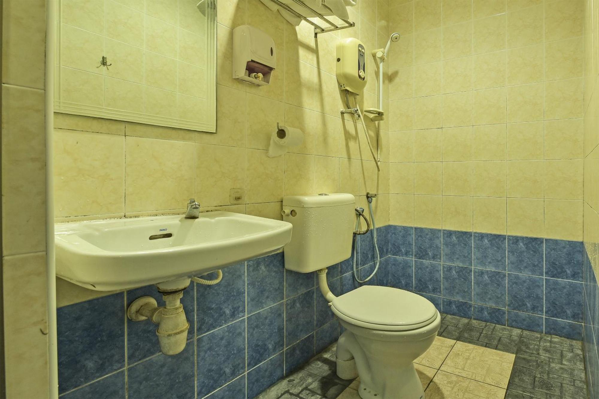 Super Oyo 44036 Hotel De Perdana Hill Batu Pahat Zewnętrze zdjęcie