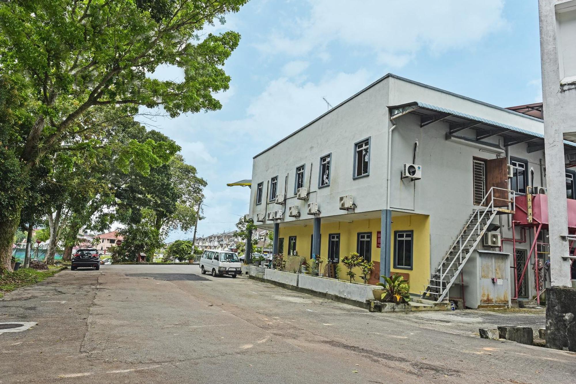 Super Oyo 44036 Hotel De Perdana Hill Batu Pahat Zewnętrze zdjęcie